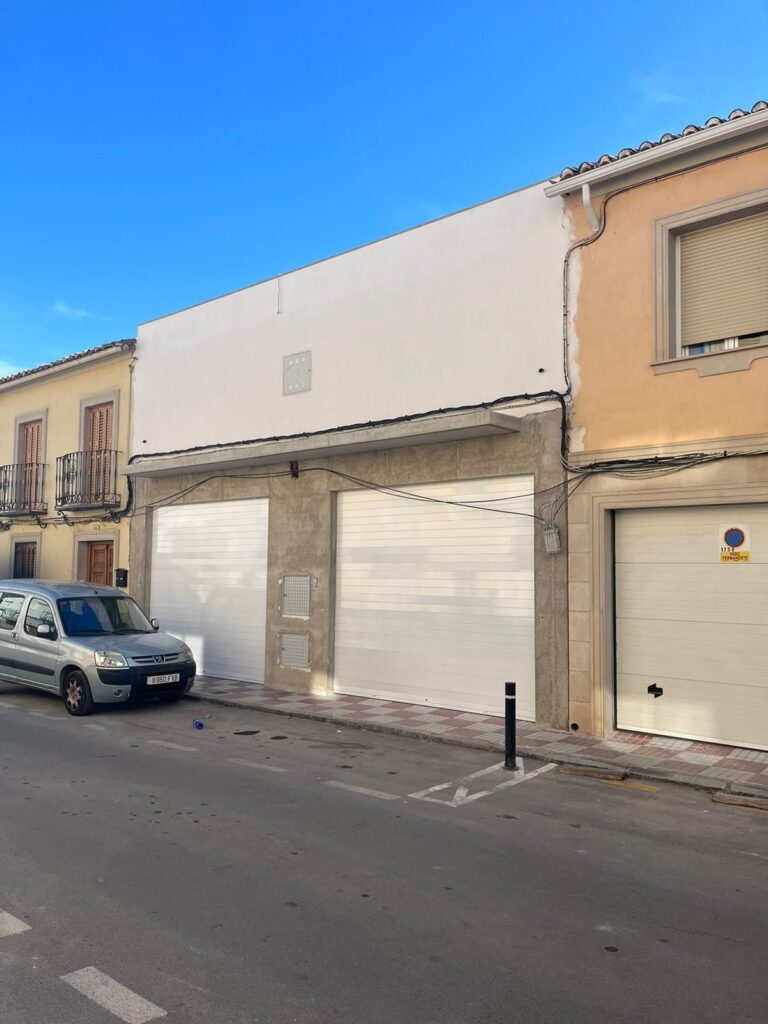 Local comercial para alquilar guzman jodar